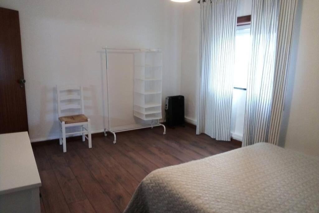De Ca - Suite Com Acesso Independente E Kitchenette Lousa  Ngoại thất bức ảnh